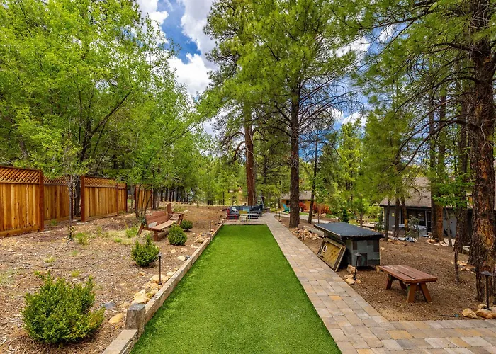 Holiday home Big R Hot Tub Arcades Large Deck Retreat Near Attractions Flagstaff