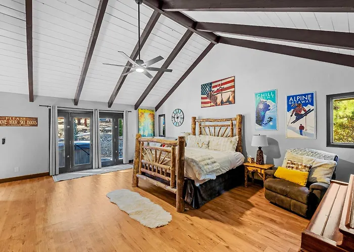 Holiday home Big R Hot Tub Arcades Large Deck Retreat Near Attractions Flagstaff